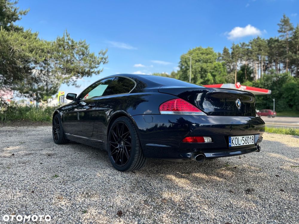 BMW Seria 6 650 i - 8