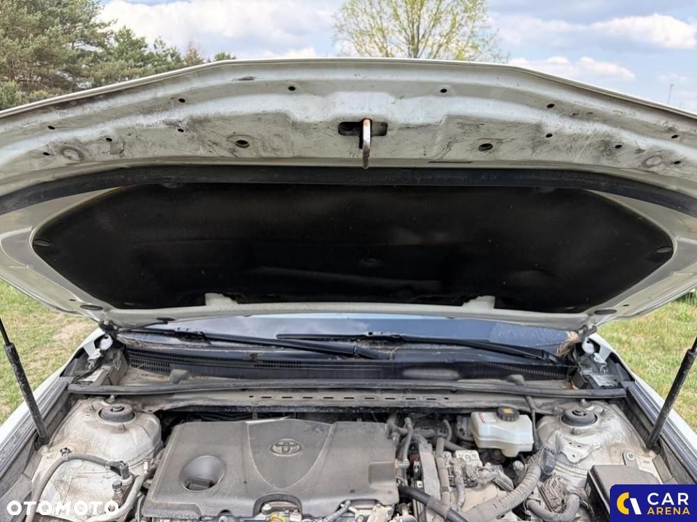 Toyota Camry - 26