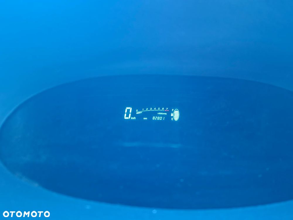Toyota Yaris - 17