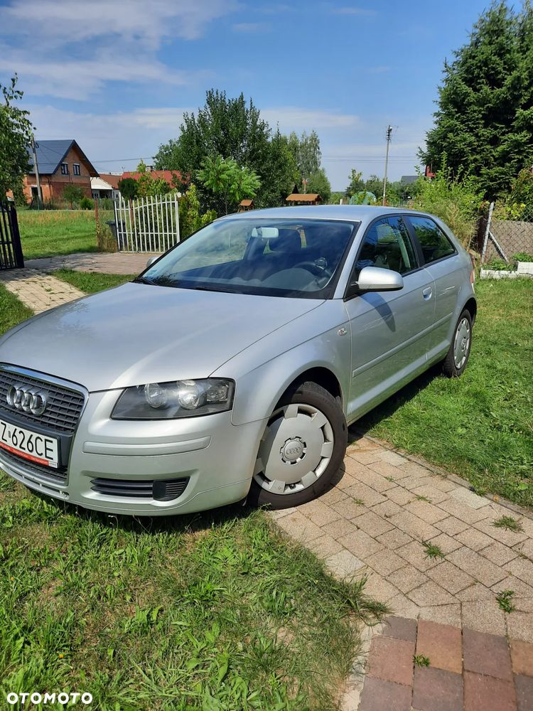 Audi A3 1.9 TDI DPF Ambiente S tronic - 3