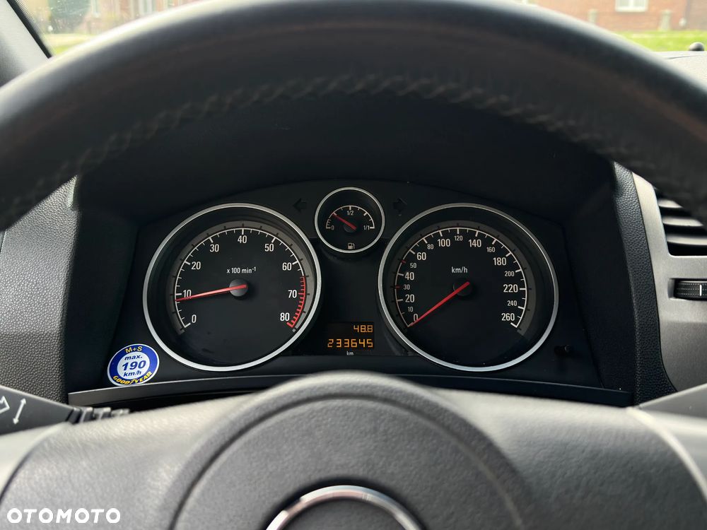 Opel Zafira 1.8 - 10