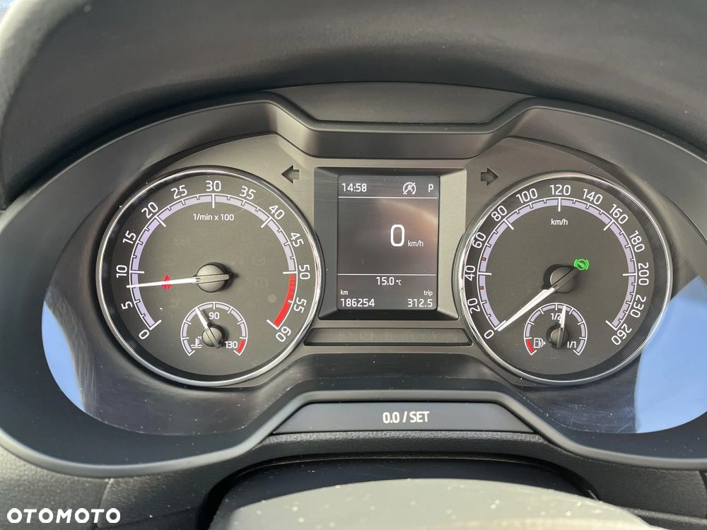 Skoda Octavia 2.0 TDI SCR Ambition DSG - 14