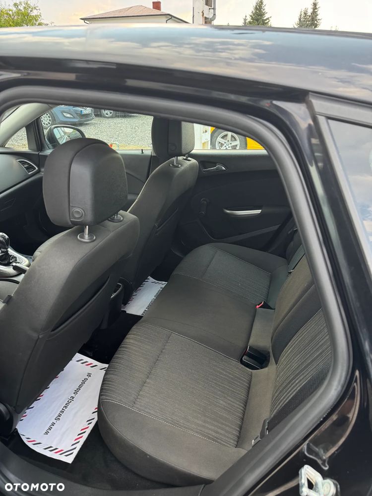 Opel Astra 1.6 Design Edition - 6