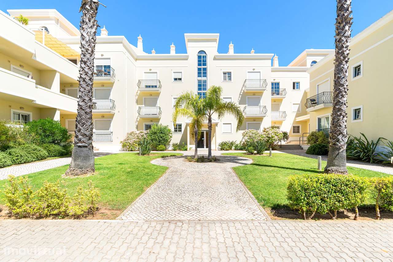 Magnífica penthouse renovada com vista mar, a pé da praia - Grande imagem: 4/34