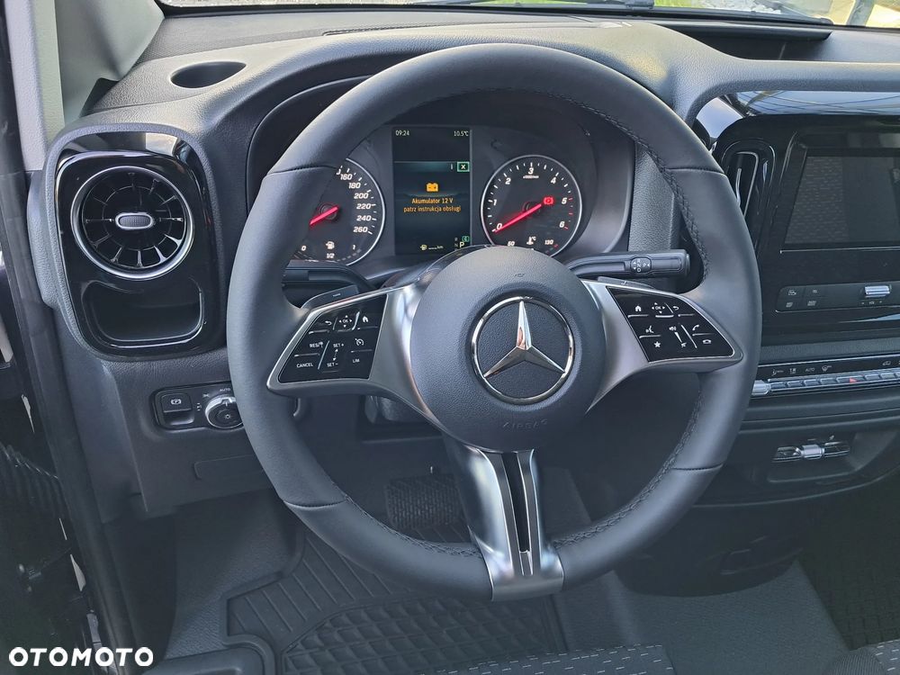 Mercedes-Benz Vito 119 CDI Furgon SELECT Long 3200 mm 4x4 - 8