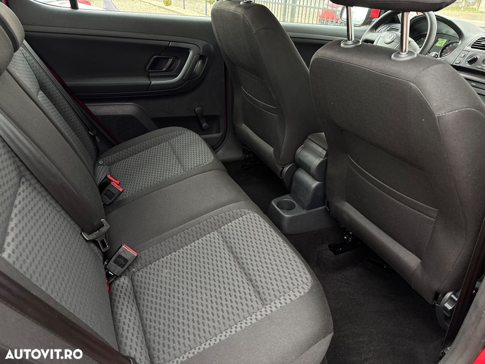 Skoda Fabia 1.2 TSI Ambiente DSG - 13