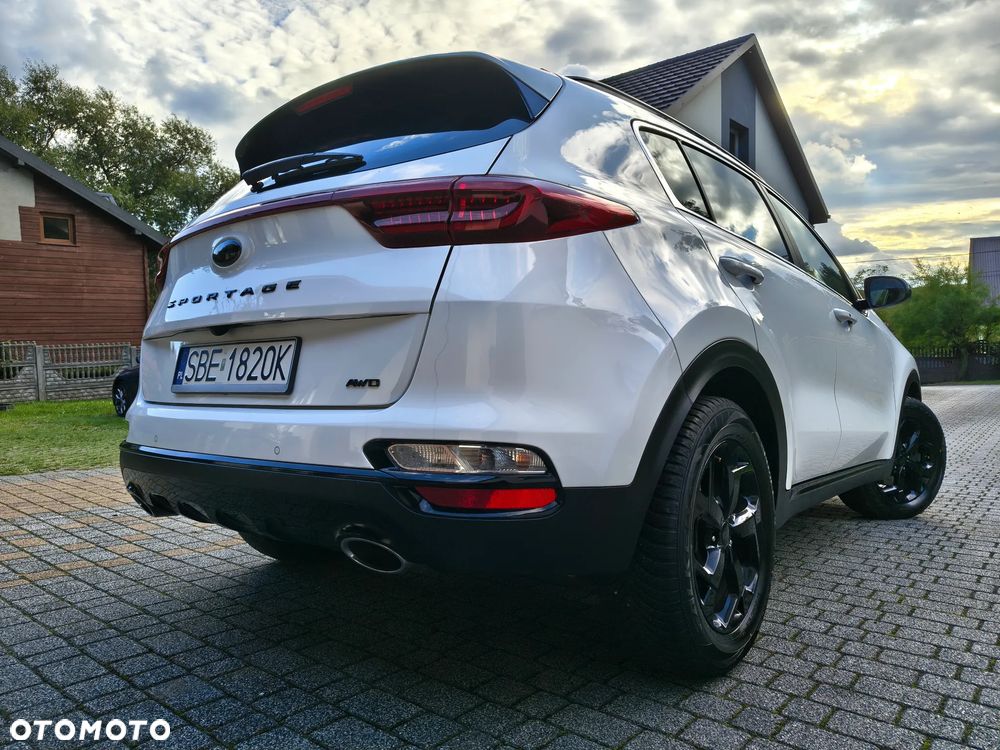 Kia Sportage 1.6 CRDI AWD Eco-Dynamics+ (48V M-H) DCT Black Edition - 4