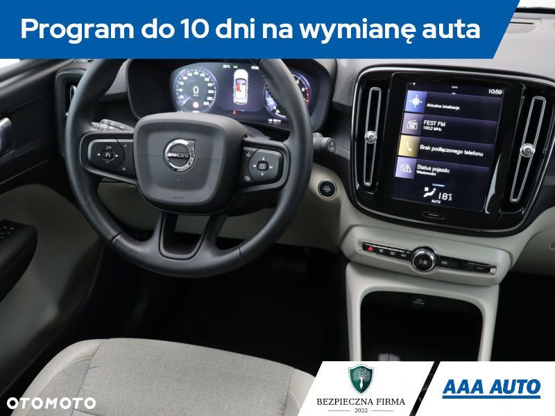 Volvo XC 40 - 9