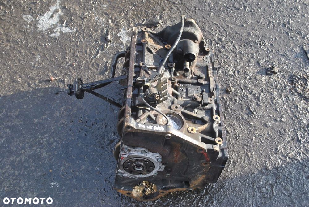 BLOK SILNIKA VOLKSWAGEN T4 LT 2.5TDI ANJ - 2