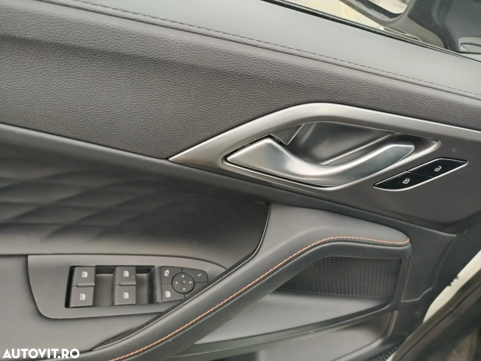 MG EHS 1.5 T-GDi AT PHEV Exclusive - 37