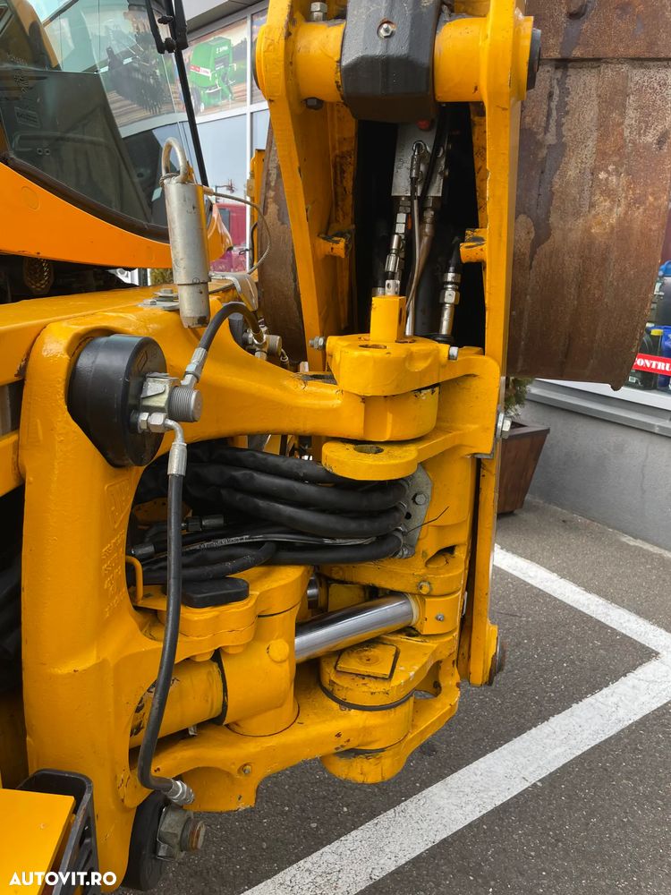 JCB 3 CX - 25