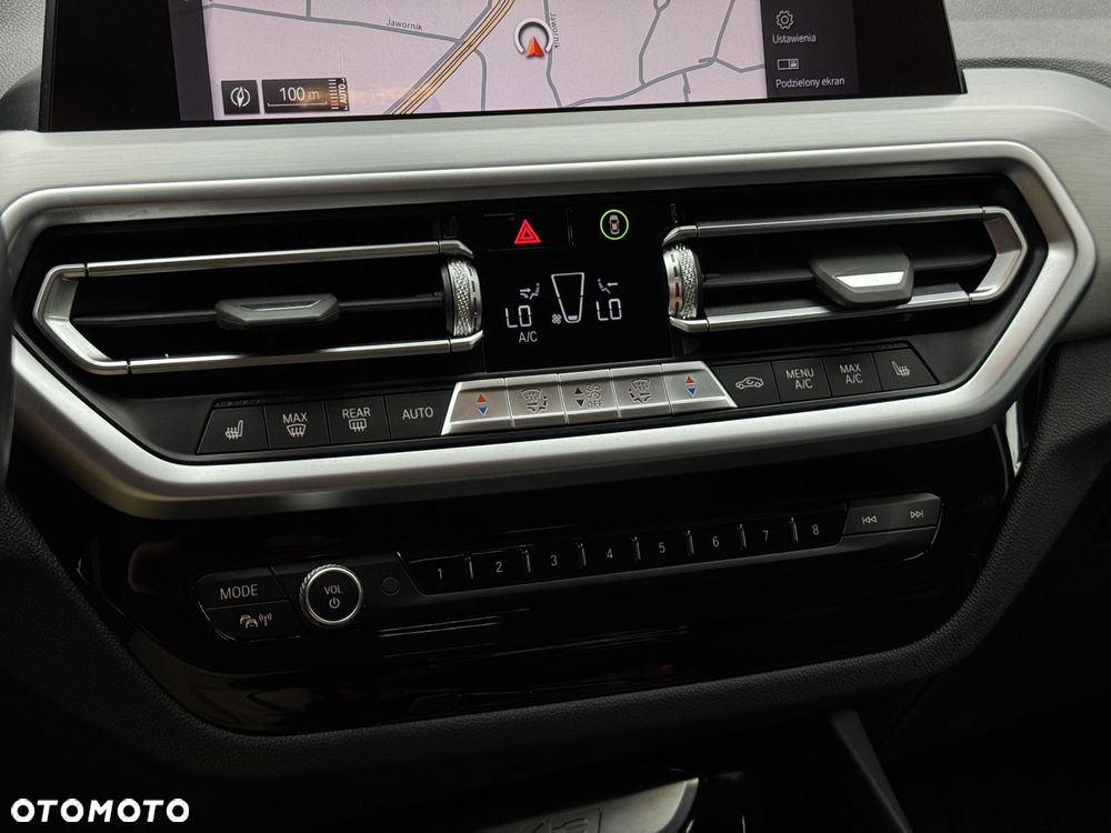 BMW X3 xDrive20i - 28