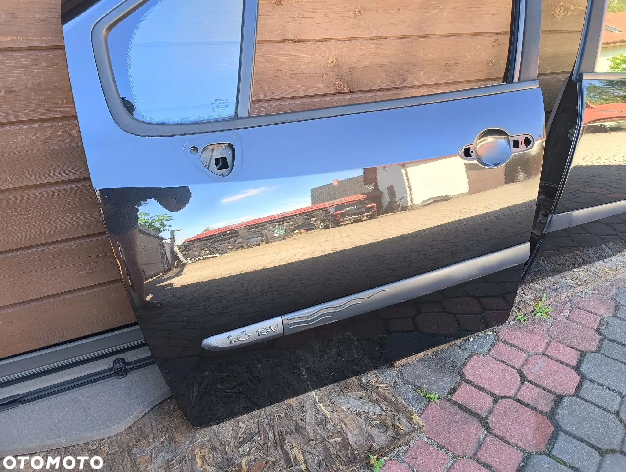 Drzwi lewy przód lewe przednie lewy tył lewe tylne Renault Modus NV676 - 2