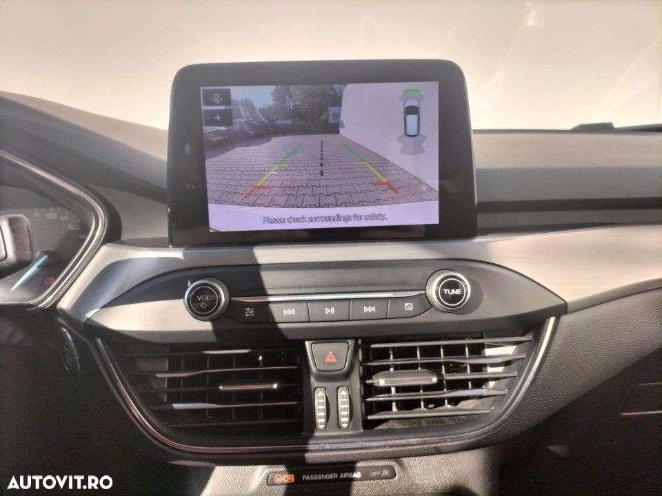 Ford Focus - 16