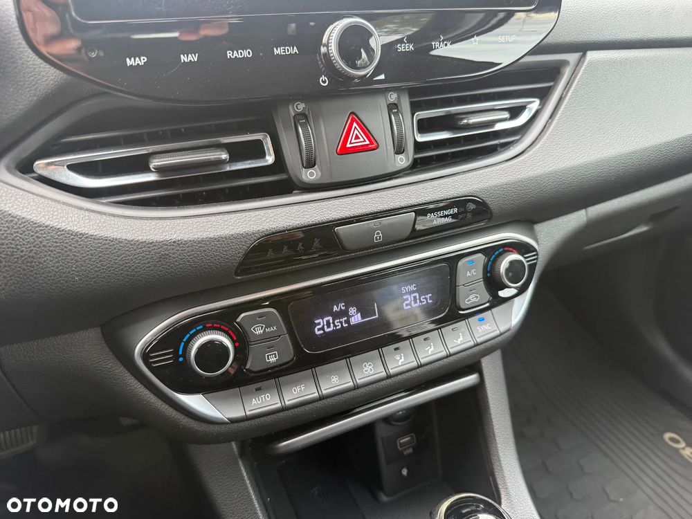Hyundai i30 - 18