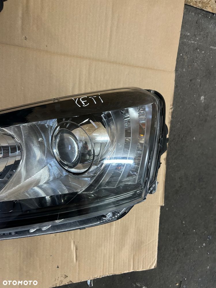 Skoda Yeti I lift lampa prawa lewa przednia bi-xenon led 5L1941016C 5L0941015C 2013-2016 Yeti II - 12