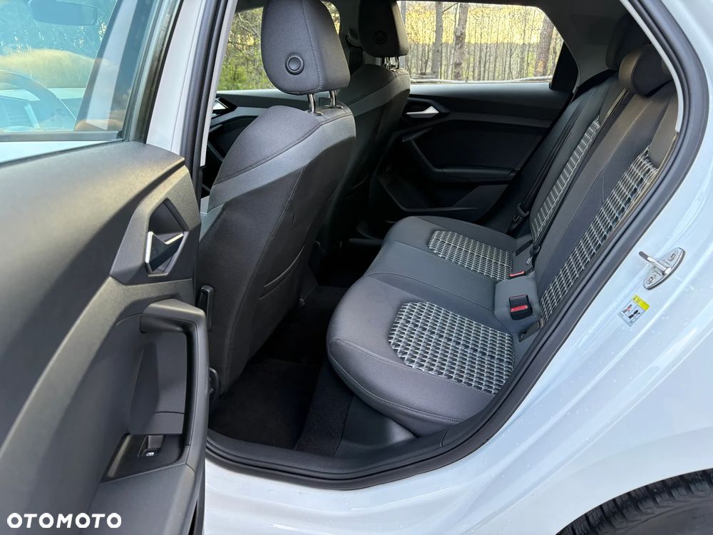 Audi A1 Sportback 25 TFSI S tronic - 11
