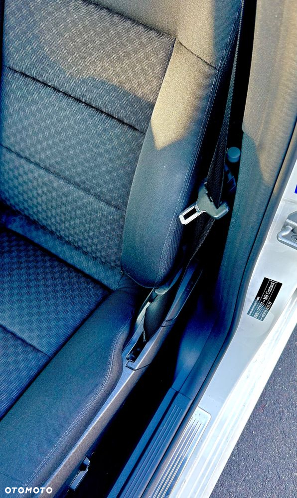 Mercedes-Benz Klasa E 350 CDI 4-Matic BlueEff Elegance - 26
