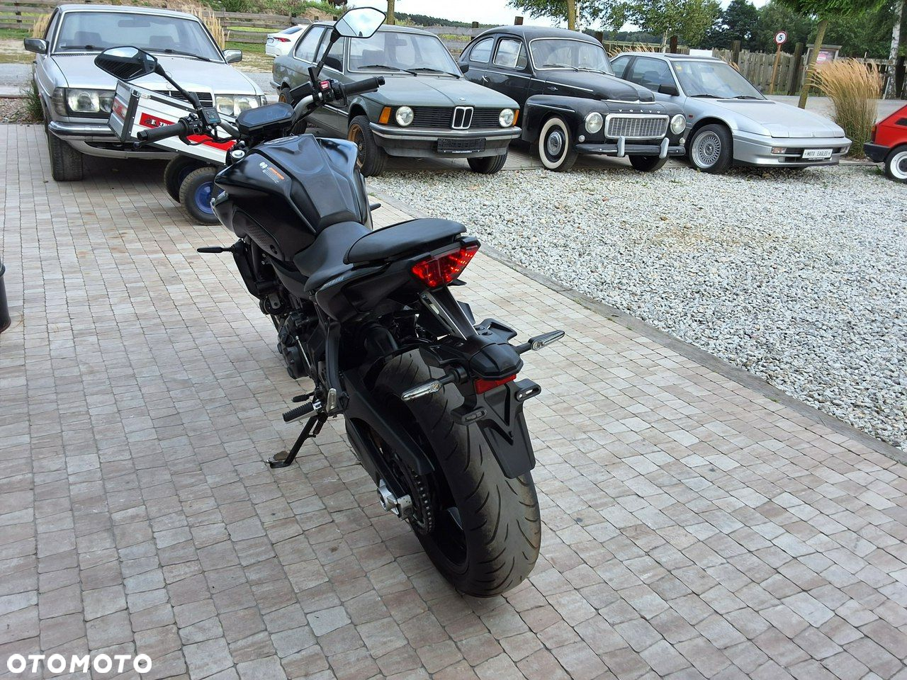 Yamaha MT - 17