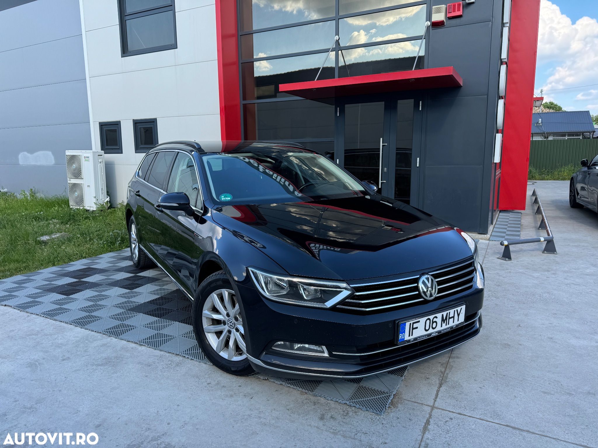 Volkswagen Passat Variant 2.0 TDI DSG 4Motion Comfortline - 1