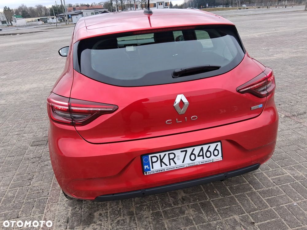 Renault Clio - 8