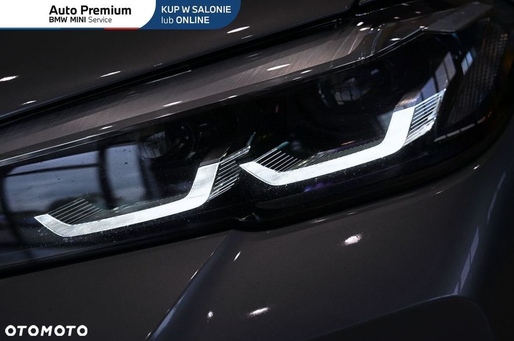 BMW Seria 5 530d xDrive mHEV - 19