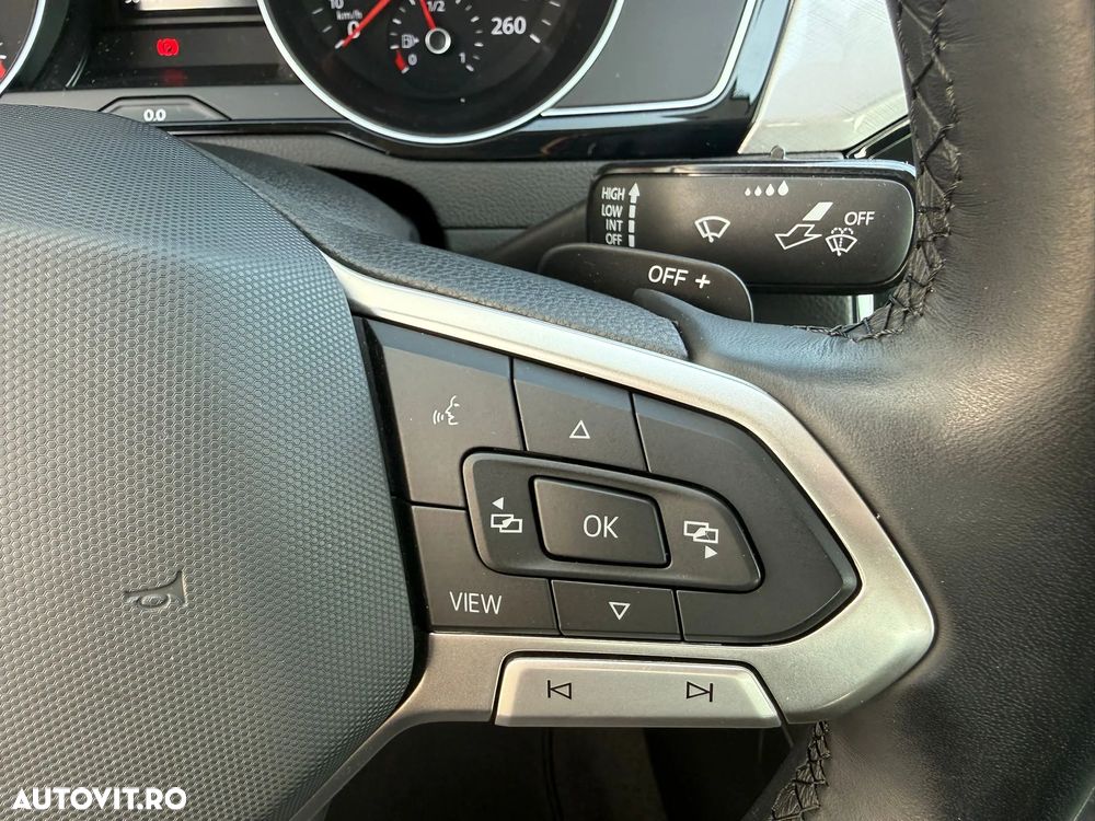 Volkswagen Passat 1.5 TSI ACT DSG Comfortline - 17