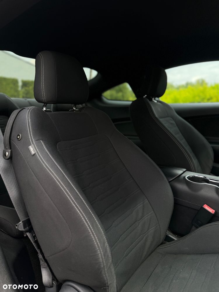 Ford Mustang 2.3 EcoBoost - 17