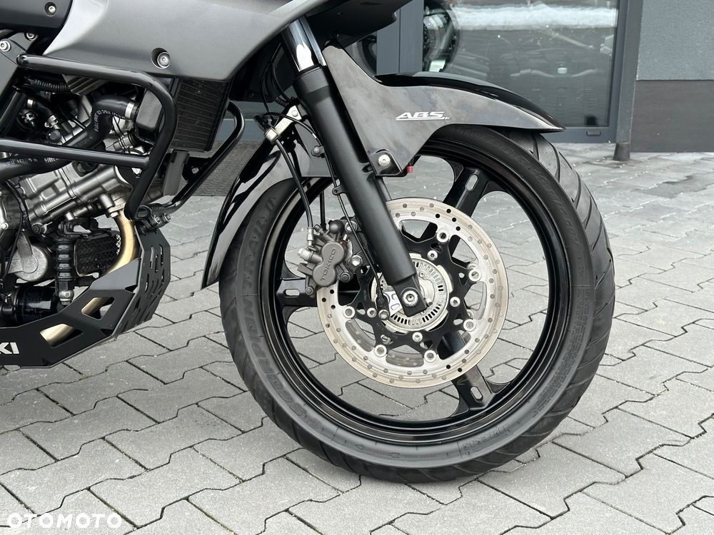 Suzuki V-STROM - 8