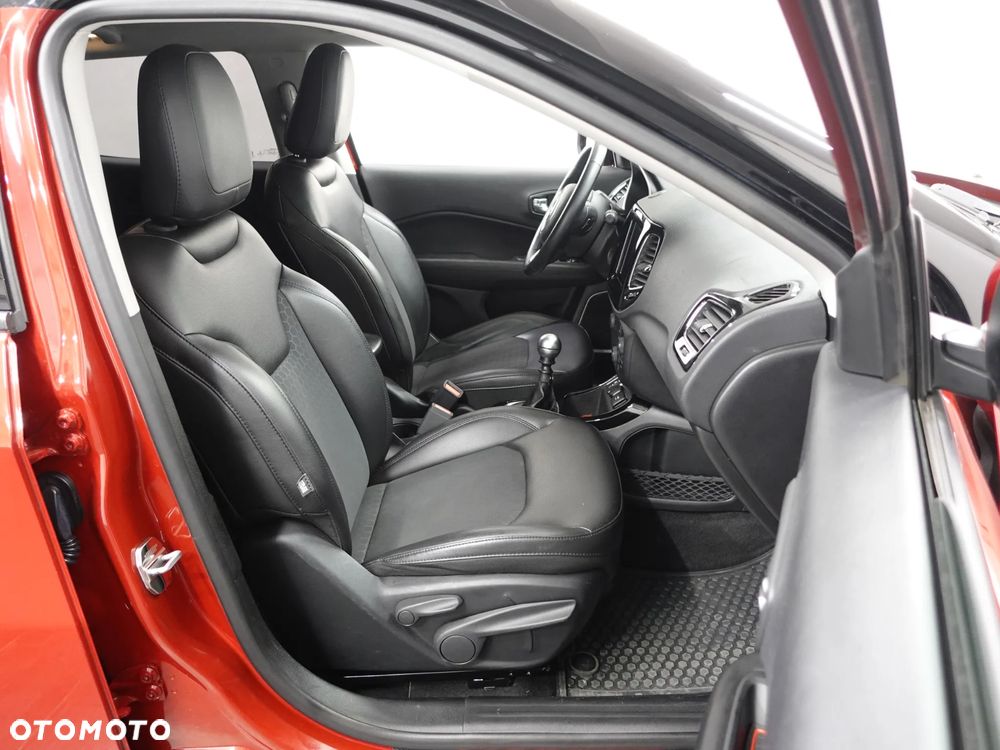 Jeep Compass 1.6 MultiJet Limited - 24