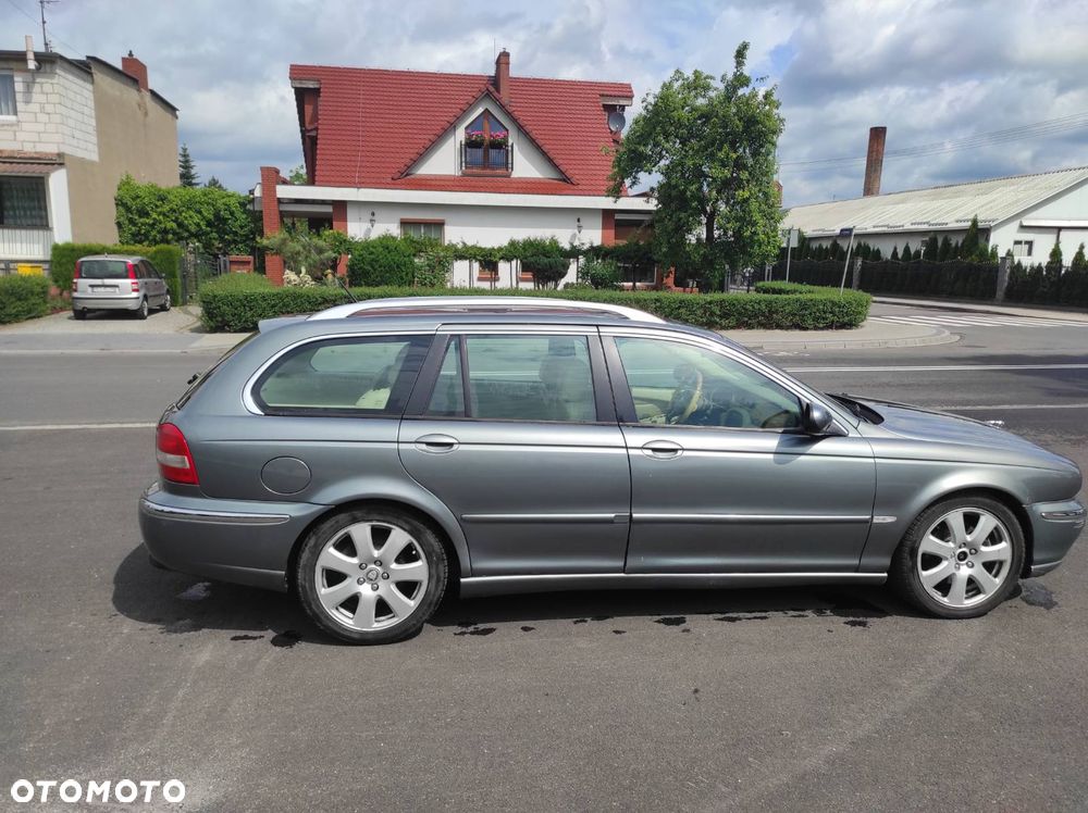 Jaguar X-Type - 3