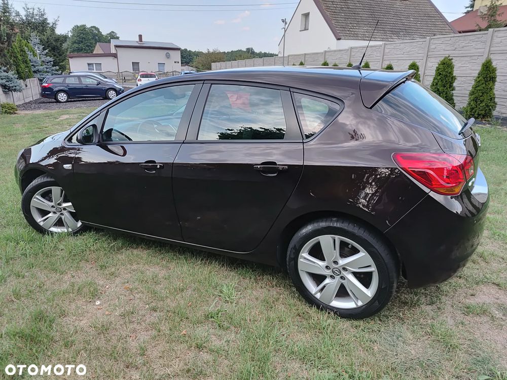 Opel Astra 1.4 Turbo Active - 26