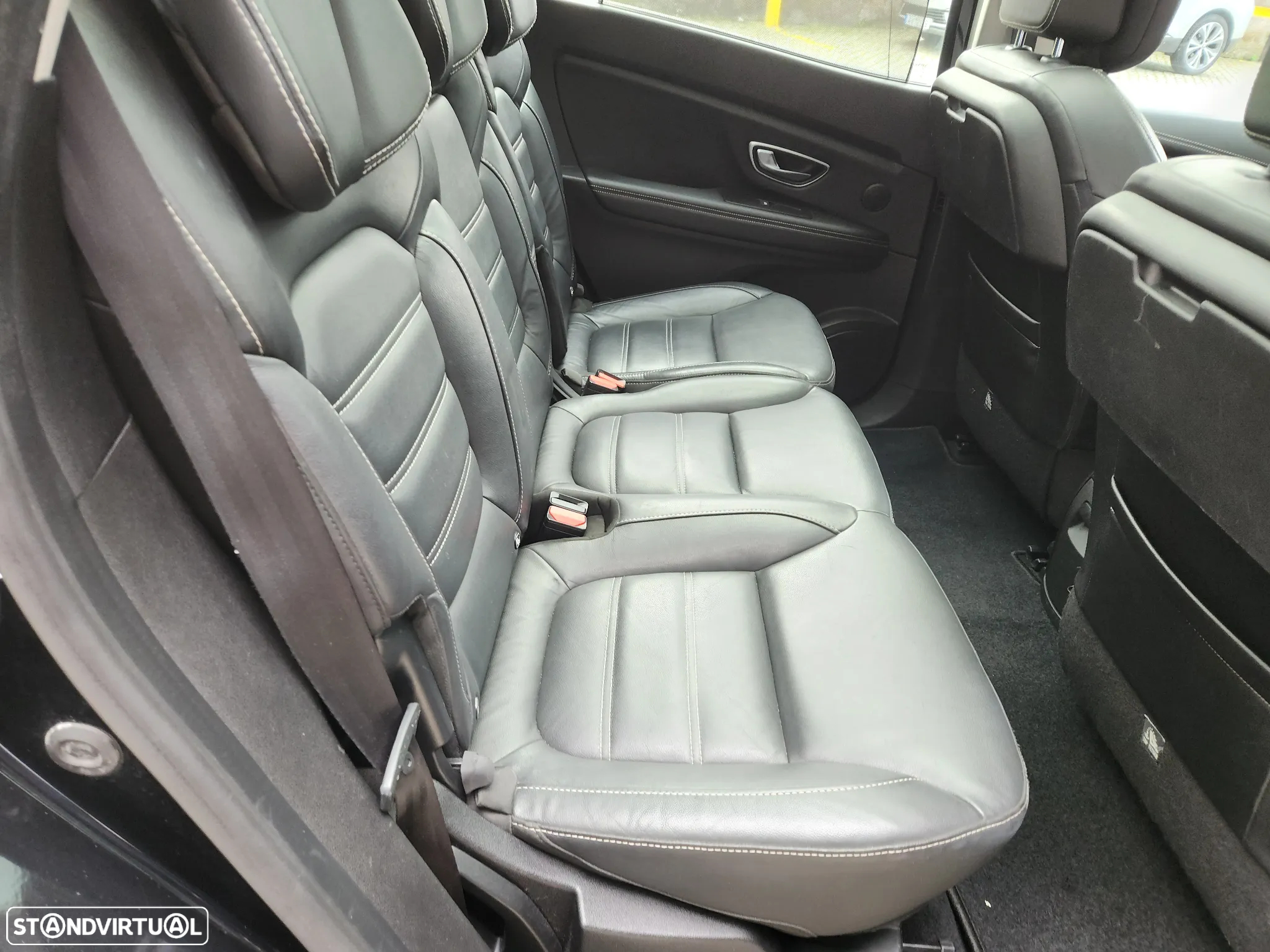 Renault Grand Scénic 1.5 dCi Bose Edition SS - 28