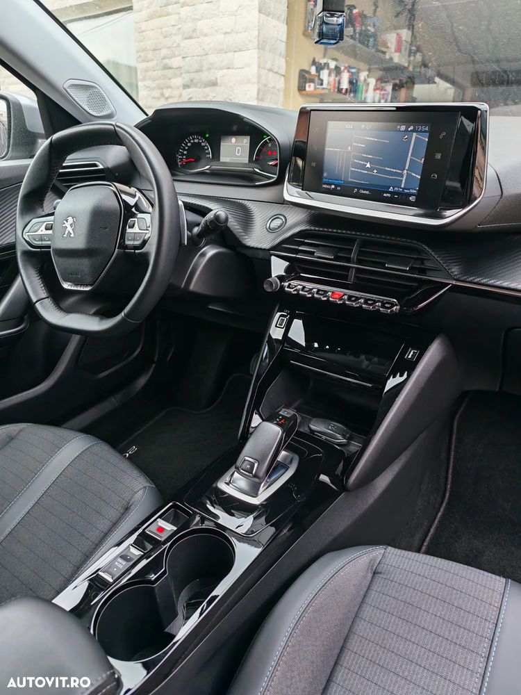 Peugeot 2008 BlueHDi 130 EAT8 Allure - 7