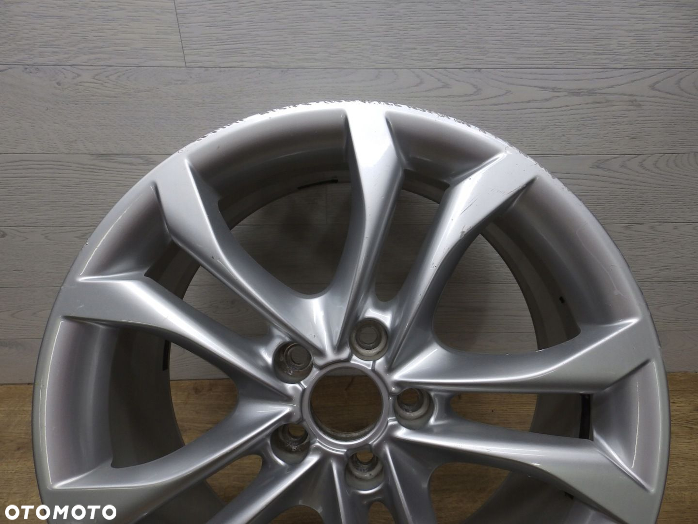Felga Audi A4 B8 8K0 7.5Jx18H2 Et43 5x112 - 3