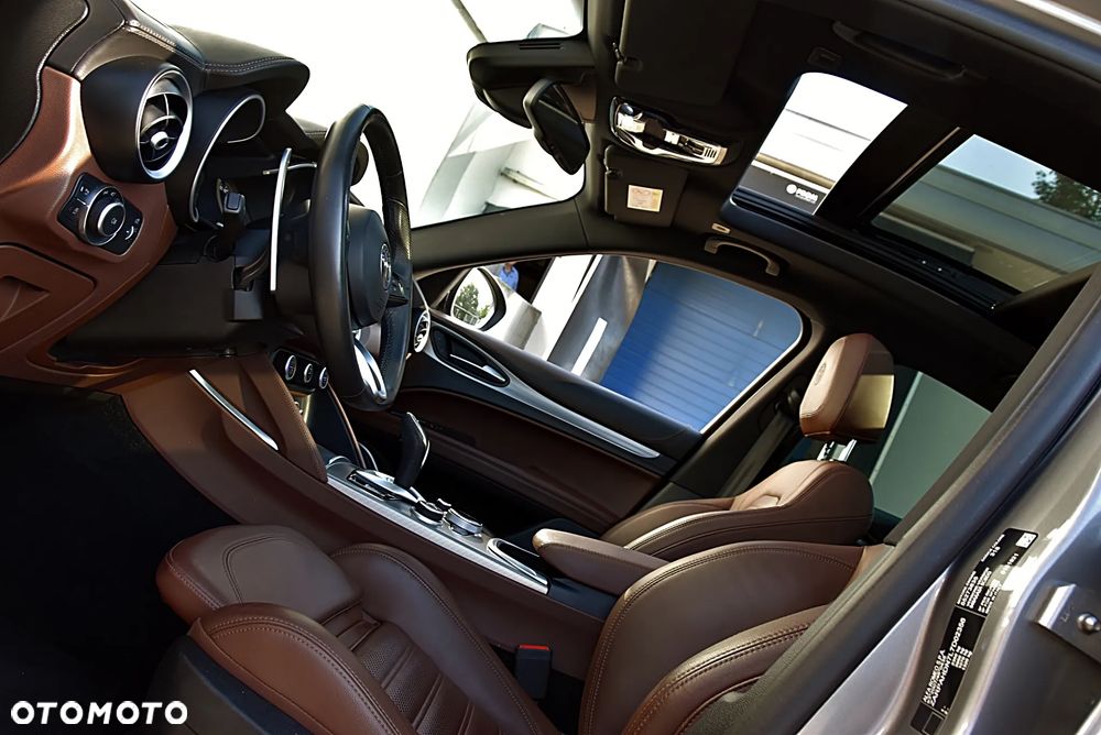 Alfa Romeo Stelvio 2.0 Turbo Veloce Q4 - 15