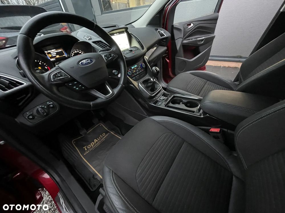 Ford Kuga 2.0 TDCi 4x2 Titanium - 18