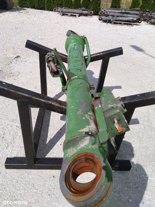 Siłownik Volvo EC340 EC 340 360 380 390 460 [D-212 S-110/100 T-105] - 8