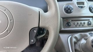 Renault Scénic 1.5 dCi Confort Dynamique - 16