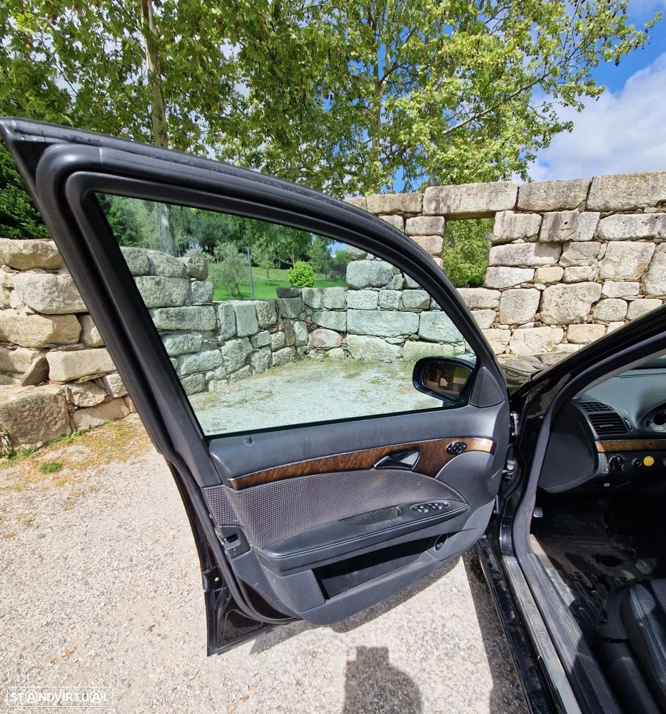 Mercedes-Benz E 220 CDI Auto Avantgarde - 13