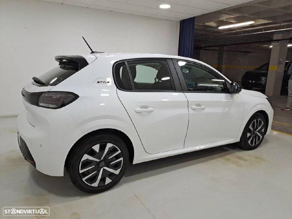 Peugeot 208 1.2 PureTech Style - 4