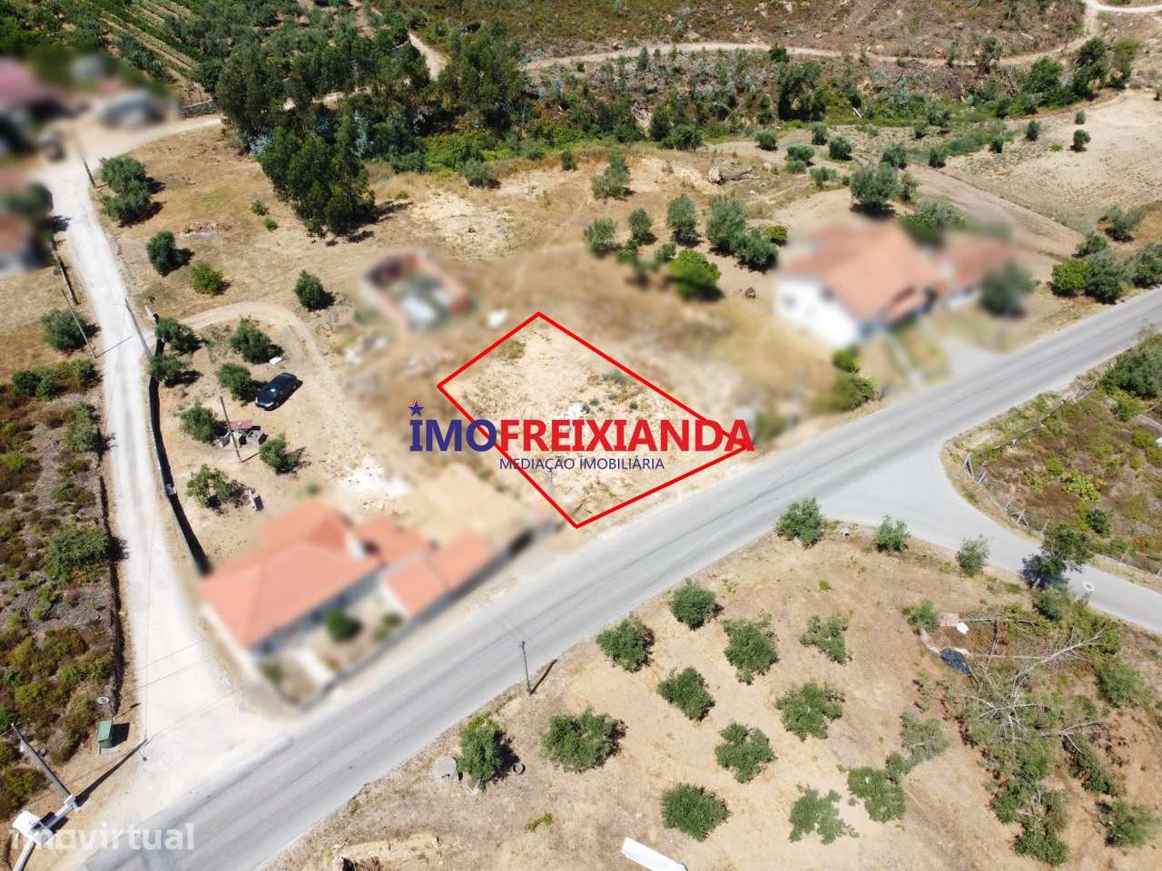 Terreno para moradia T3 nos Abades com projeto em aprovação - Grande imagem: 2/12