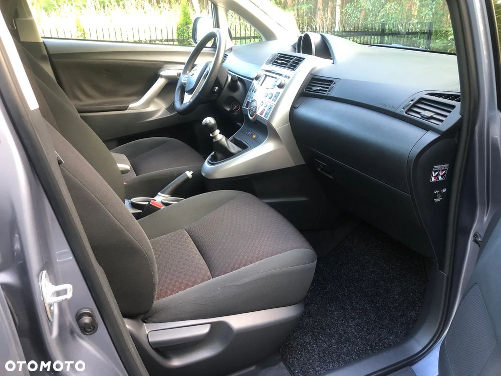 Toyota Verso 1.8 5-Sitzer Executive - 35