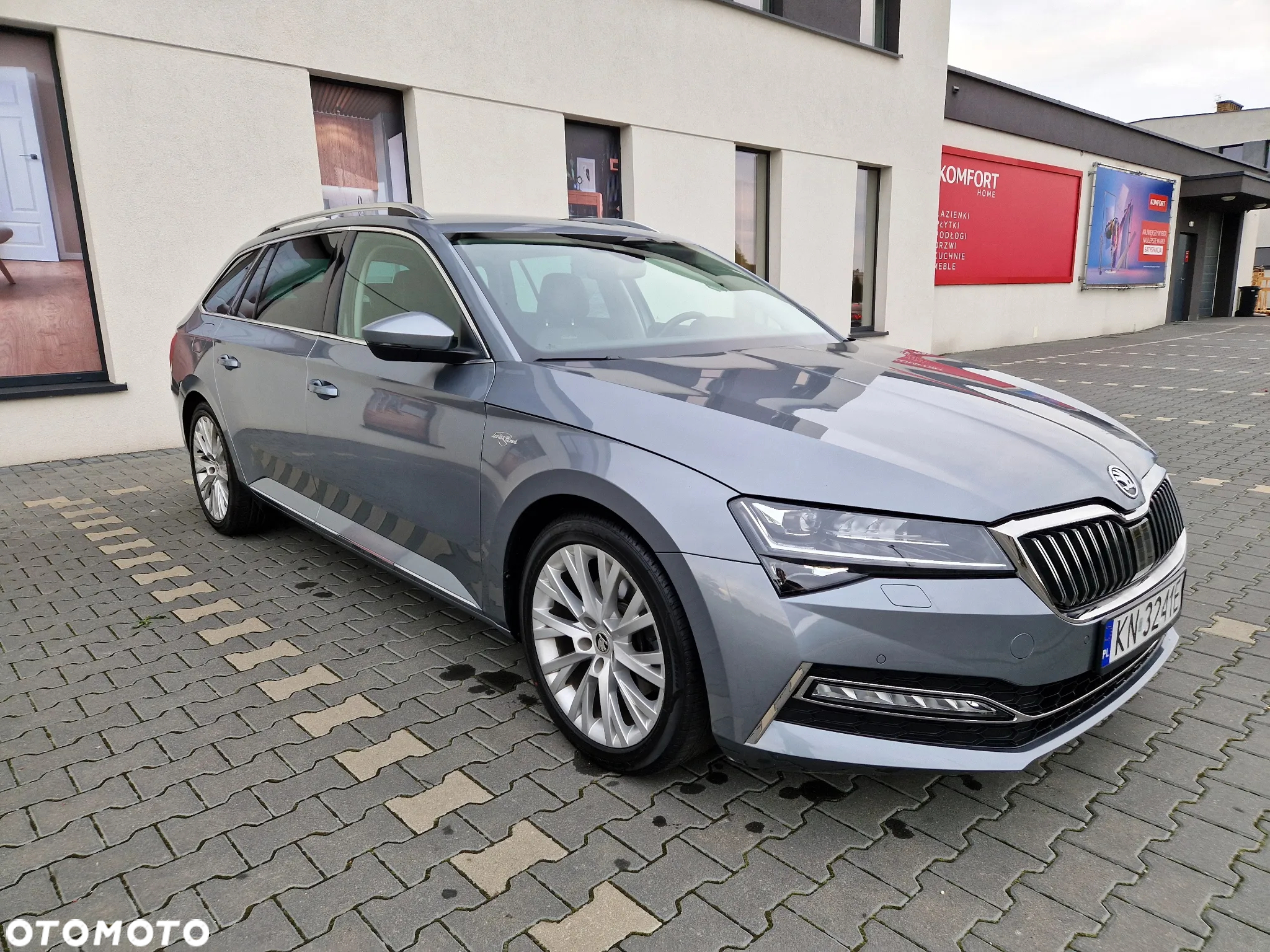 Skoda Superb 2.0 TSI L&K DSG - 2