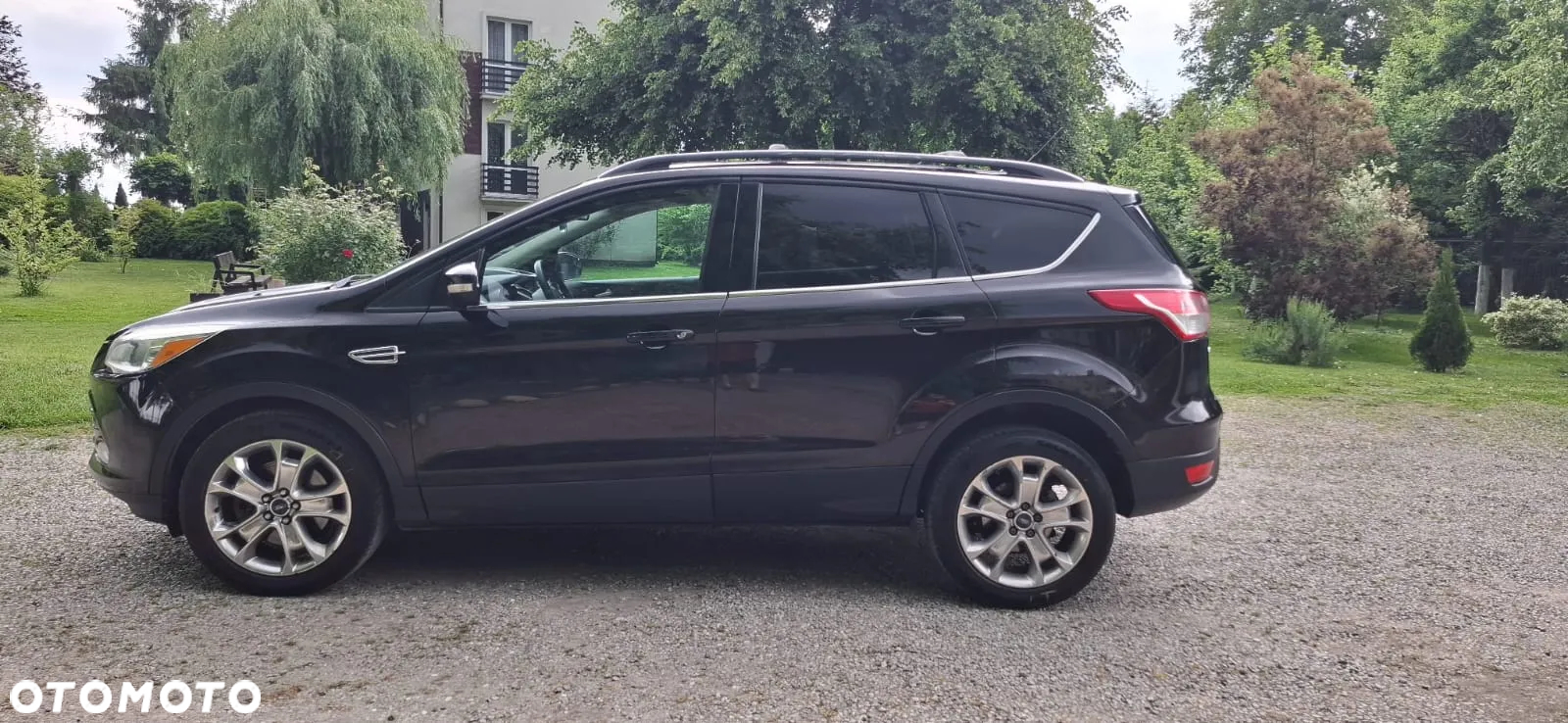 Ford Escape 2.0 EcoBoost AWD Titanium - 14