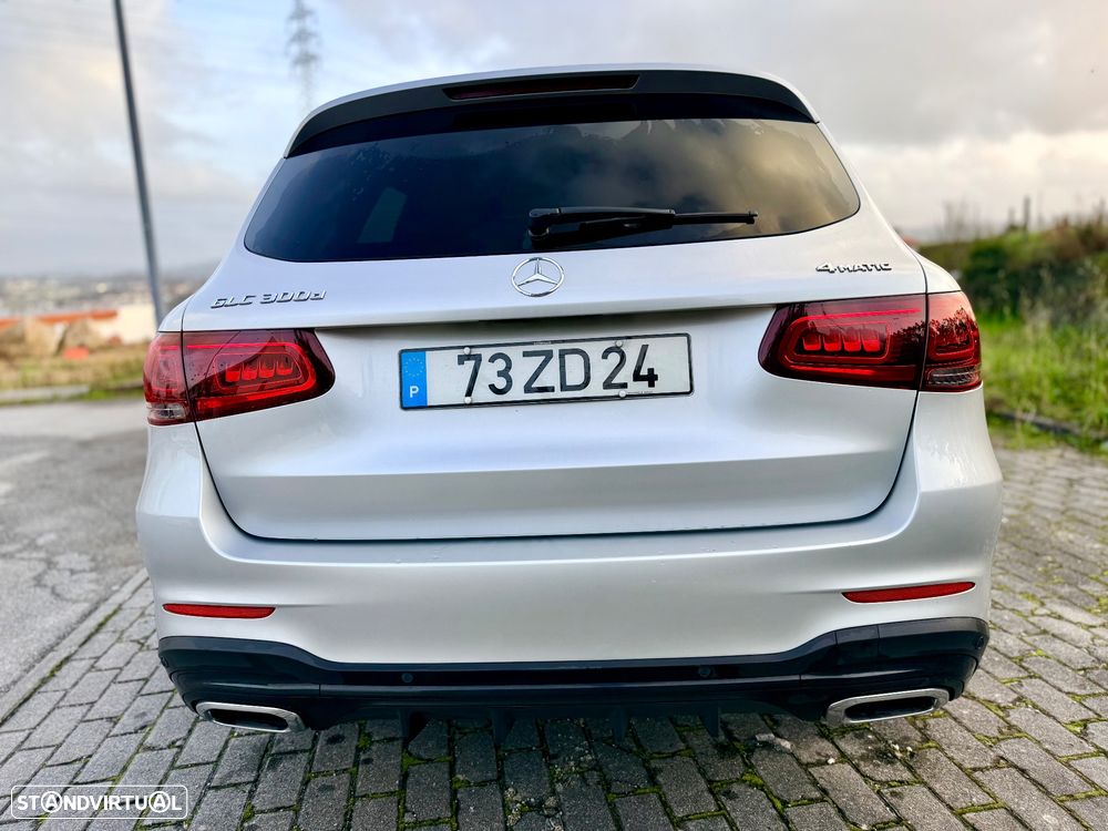 Mercedes-Benz GLC 300 d 4Matic - 24