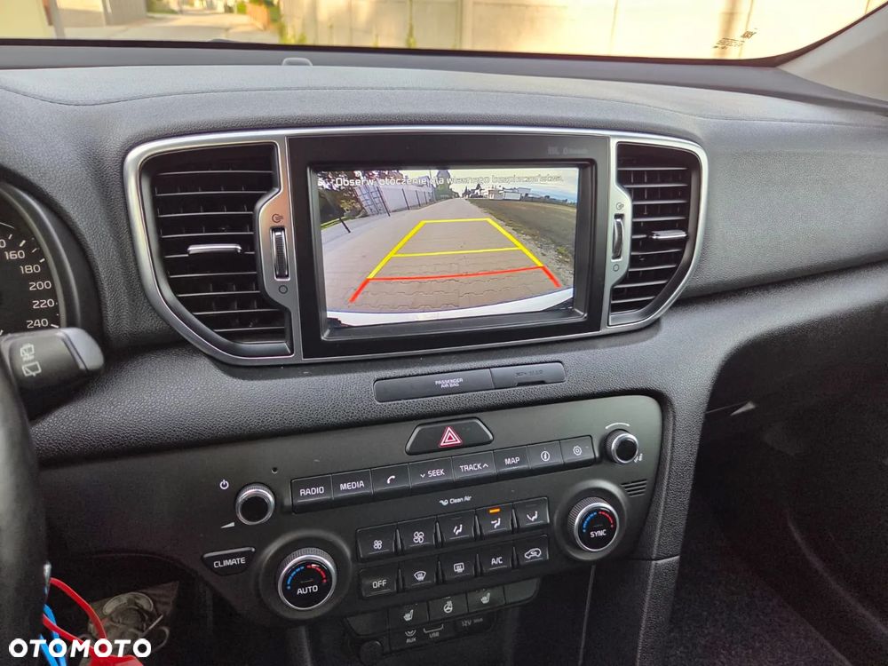 Kia Sportage 2,0 CRDI 2WD ISG Spirit - 12