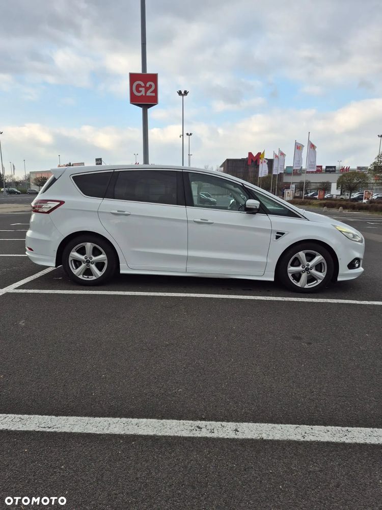 Ford S-Max 2.0 TDCi Bi-Turbo Titanium PowerShift - 17