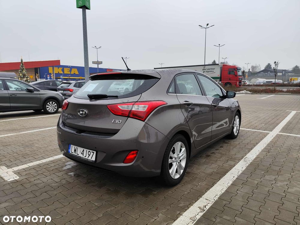 Hyundai i30 1.6 CRDi Trend - 6