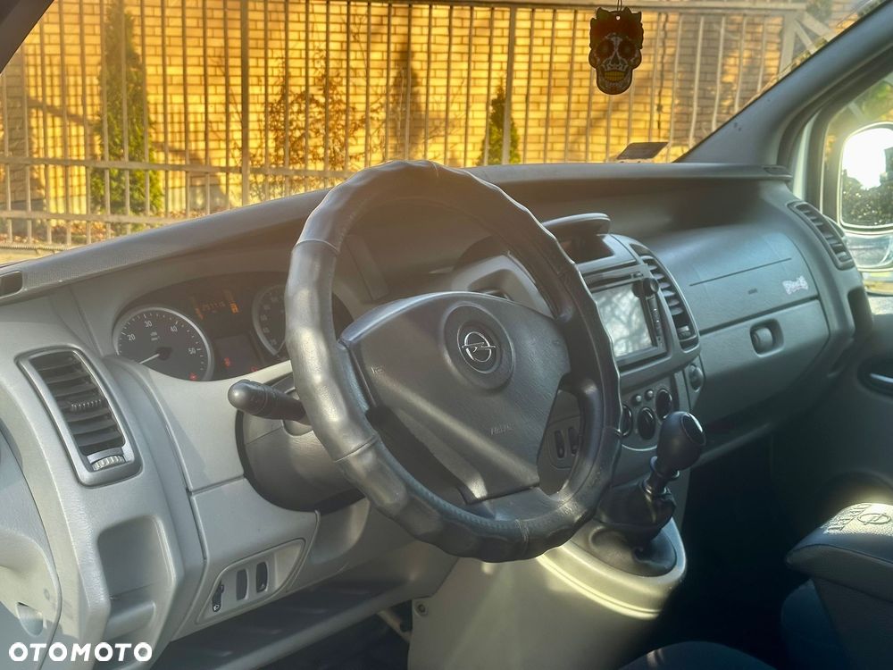 Opel Vivaro L1H1 2.7t - 9